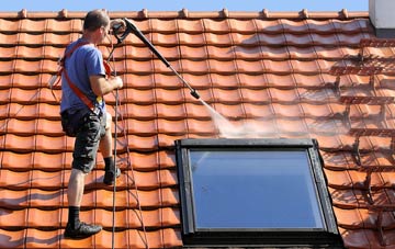 roof cleaning Thruxton